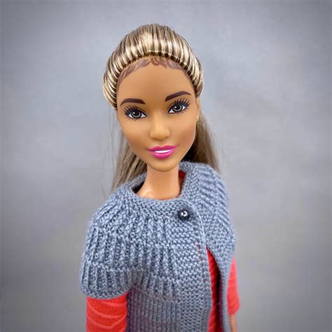 Pattern For Doll Barbie Vest Knitting Pattern 115 Inch Doll Etsy
