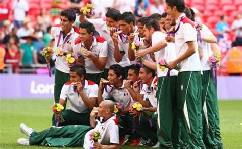 Todo sobre futbol olimpico, noticias en imagenes, fotos, videos, audios, infografias, interactivos y resumenes de futbol olimpico. FIFA anunció calendario Olímpico de futbol