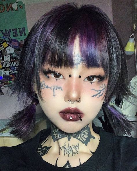 e girl edgy aesthetic emo piercings tattoos grunge aesthetic hair edgy makeup grunge hair