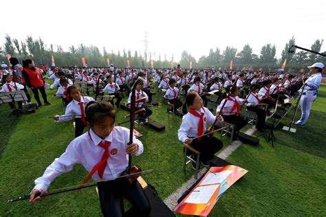 erhu-players-in-hengshui-set-guinness-world-record-all