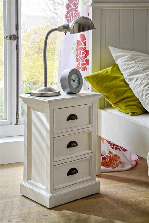 47 Lovely And Cool Narrow Bedside Table Design Ideas Page 40