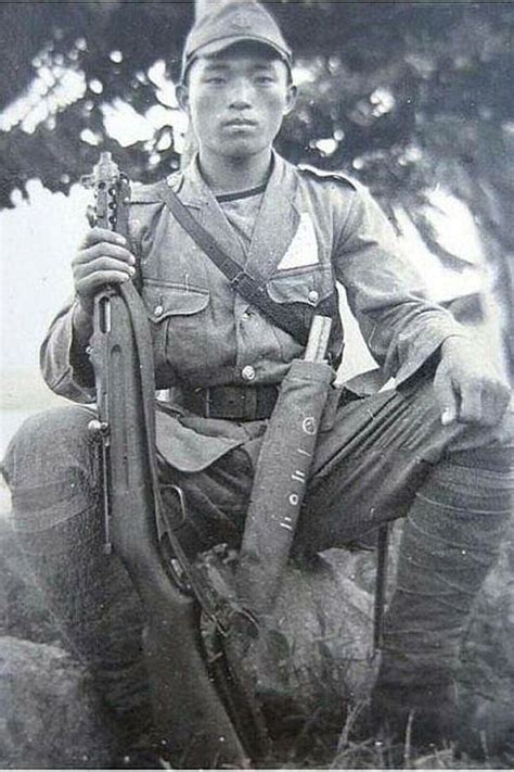 Japanese Soldier With Submachine Gun Wwii Ww2 Photo Glossy 4 6 In Y013 Ebay