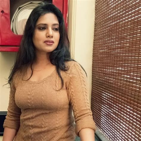 Kavita Bhabhi Kavita Radheshyam In Hot Sexy Saree Photos In Hindi