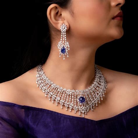 Statement Diamond Necklace Designs To Match With Party Outfits South India Jewels