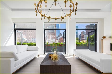 Kendall And Kylie Jenner Stayed In A 27 Million Apartment During Nyfw
