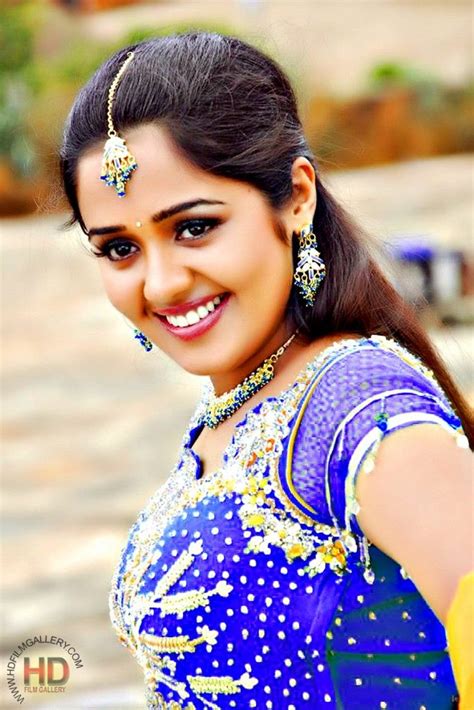 Tamil indian model and actress preethi sharma latest photoshoot stills wearing traditional south indian outfit pavadai sattai. ANANYA CUTE MALAYALAM GIRL'S HD CLOSE UP IMAGES GALLERY ...