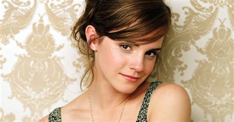 Emma Watson Profile Updates Wallpaper Gallery And Filmography ~ Celebrity Status