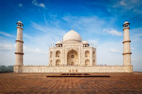 Top Famous Historical Places And Monuments In India