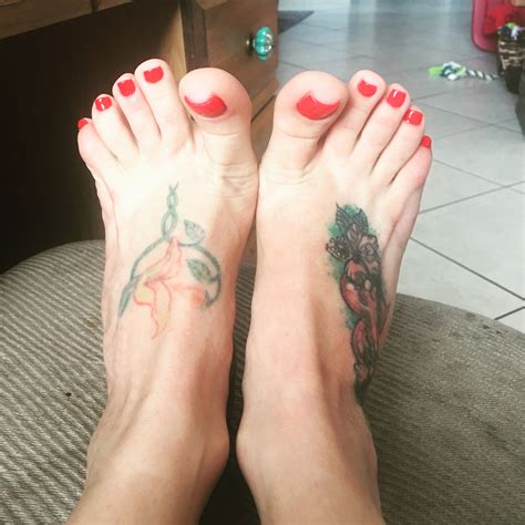 Sarah Brookes Feet I Piedi Di Sarah Brooke Celebrities Feet Hot 2023