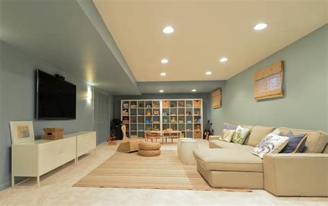 Paint color ideas for your finished basement 26+Charming+and+Bright+Finished+Basement+Designs+-+Home ...