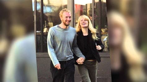 Mar 11, 2010 · reflection photography can spice up an otherwise lifeless photo and turn it into amazing shots. Gwyneth Paltrow Says Her Marriage With Chris Martin is 'Complicated' - Splash News | Splash News ...
