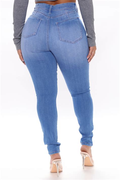 Show Off The Curves Super Stretch Booty Lifter Skinny Jeans Medium