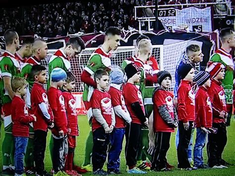 Zobacz piękne partnerki piłkarzy realu i atletico wideo. "Mecz życia, to jak finał Ligi Mistrzów". Spotkanie Widzew Łódź-Motor Lubawa można oglądać w ...