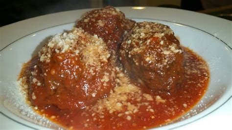 This is the best italian meatball recipe! Italian Meatballs Recipe - YouTube