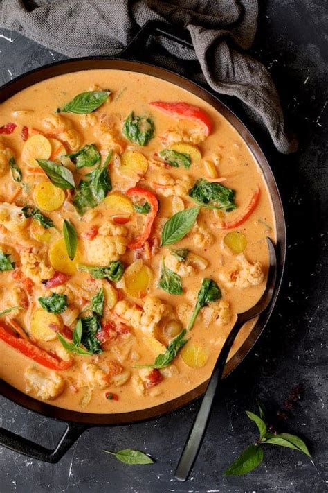 Vegan Thai Red Curry With Cauliflower And Potatoes