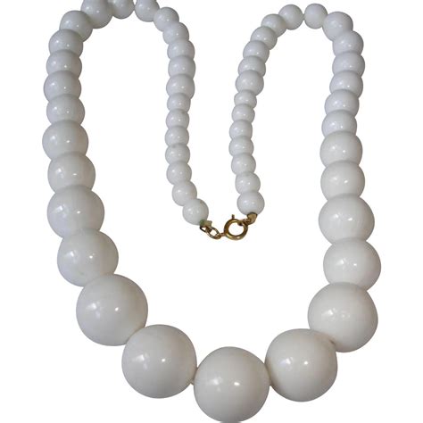 Vintage White Bead Necklace Single Strand Simple And Classic 24 12