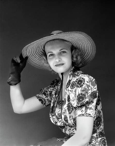 1930s 1940s Portrait Woman In Straw Hat Photograph By Vintage Images Fine Art America