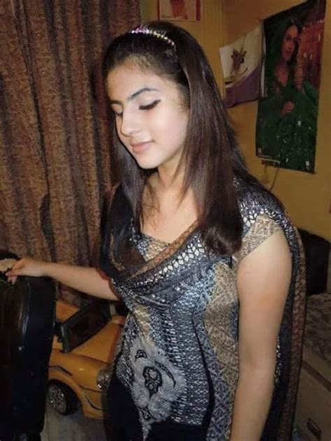 tik tok beautiful selfie girls shambina pakistani hot beautiful selfie girl from karachi