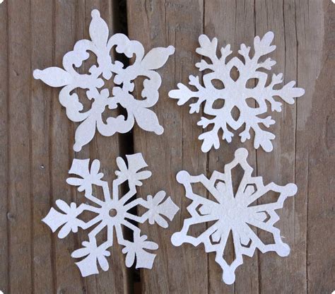 15 Awesome Diy Snowflake Crafts Bodytech