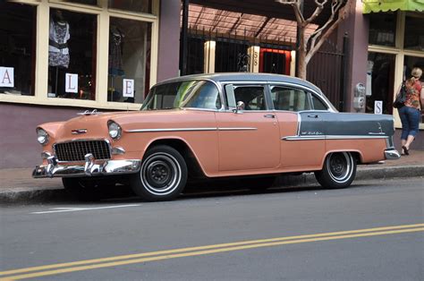 Two Tone 55 Two Tone 1955 Chevy Bel Aire On Lexington Ave Flickr
