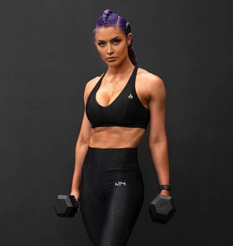 top 10 popular instagram fitness models and influencers 2024