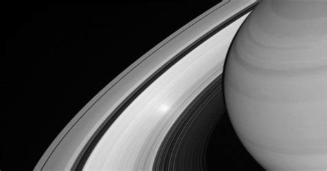 Misi Pesawat Ruang Angkasa Cassini Berakhir Di Saturnus Dan Bulan