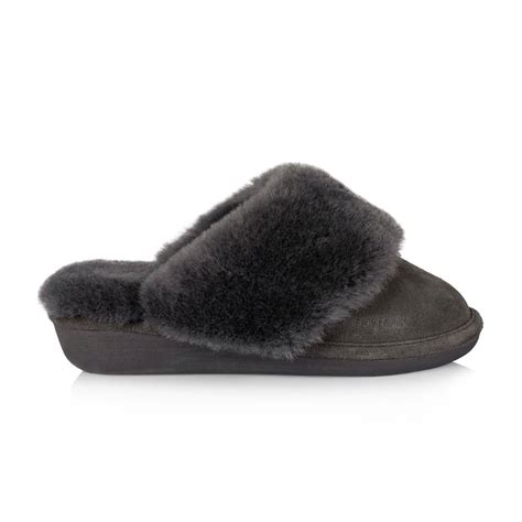 Womens Scarlet Slippers With Sheepskin Lining In Grey Nuknuuk