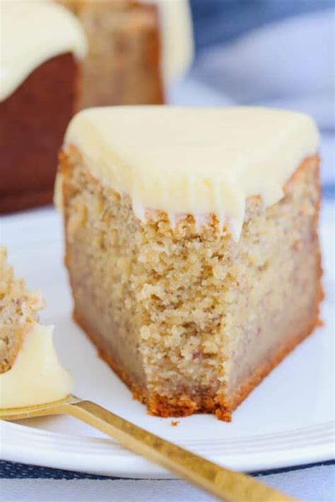 Easy Banana Cake With Cream Cheese Frosting Bake Play Smile
