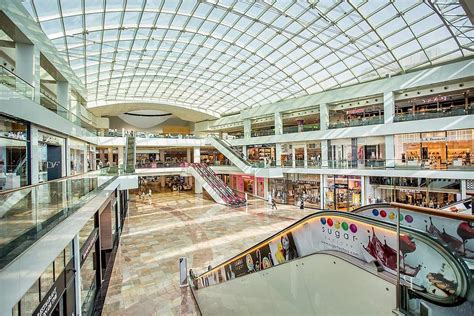 Ioi city mall, a brand new lifestyle & entertainment regional mall, supported by more than 7,200 car park bays over 3 basement levels, with 4 levels of 350 specialty shops including gsc. Dubai Festival City Mall | Öffnungszeiten, Shops, Imagine