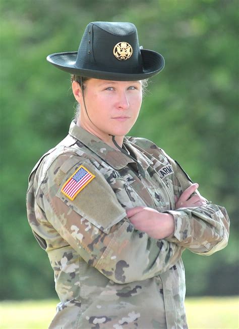 Groundbreaking Soldier Returns To Fort Lee As Drill Sergeant Sharp Advocate Article The