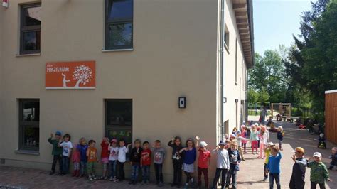 En nuestro grupo de juegos el niño aprende las habilidades sociales necesarias para jugar y trabajar con otros niños. Kindertagesstätte Purzelbaum