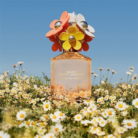 Marc Jacobs Daisy Ever So Fresh Eau De Parfum ~ إصدار جديد