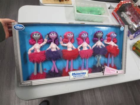 Rare Monsters Inc University Pnk Cheerleader Deluxe Fashion Doll Set Ebay