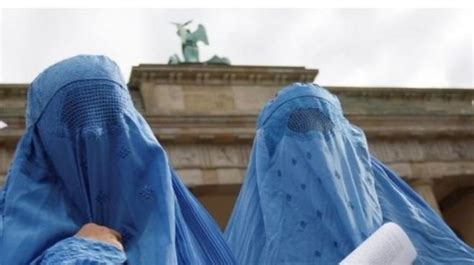 เยอรมนี ผ่านกฎหมาย ห้ามสตรีชาวมุสลิมสวมผ้าคลุมหน้าในบางกรณี Bbc News ไทย