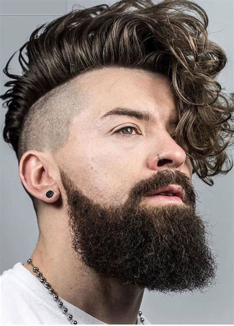 The straight hair left free on the shoulder with fringe haircut has a beautiful look. 20 Ideal Mohawk Styles for Men with Curly Hair (2021 Update)