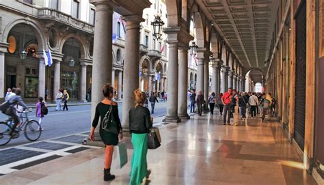 Antoniana, negozio di articoli religiosi: Contributi a fondo perduto: Torino c'è nel decreto agosto ...
