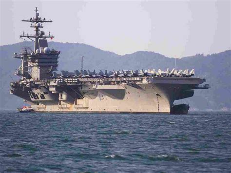 A Us Aircraft Carrier Anchors Off Vietnam For The First Time Since