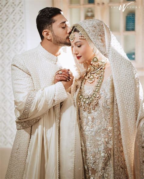 Gauahar Khan Marries Zaid Darbar Says Qubool Hai See Wedding Photos