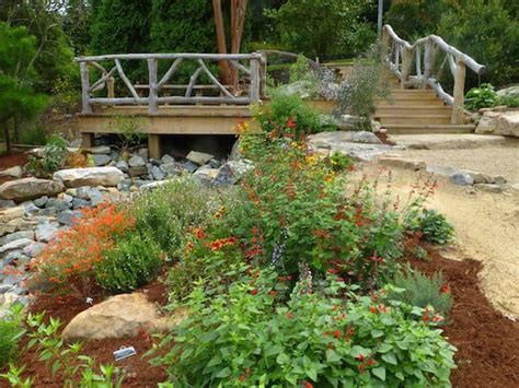 Maybe you would like to learn more about one of these? Free: lunchtime choral music at UNCC Botanical Gardens ...