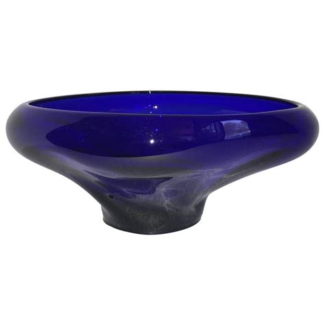 Cobalt Blue Glass Bowl On Stand At 1stdibs Blue Glass Bowls Blue Glass Bowl Vintage Cobalt