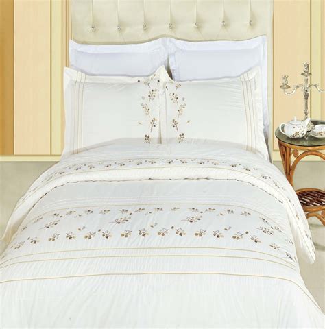 Tasneen Embroidered 100 Cotton 3 Piece Duvet Cover Set