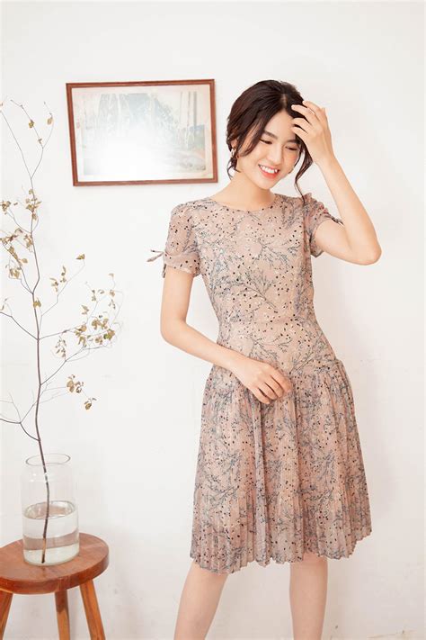 Đầm đuôi Cá Xếp Ly Hoa Nhí Kk100 31 Thời Trang Công Sở Kandk Fashion 2019