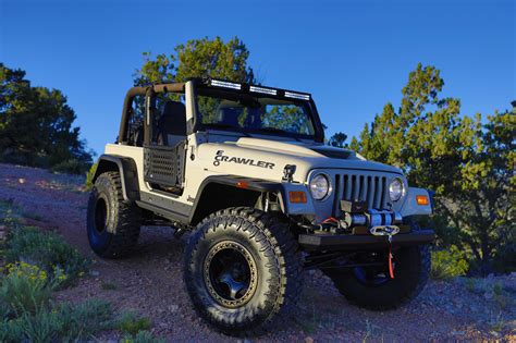 Sema Prepares Five Custom Student Jeep Builds For Auction