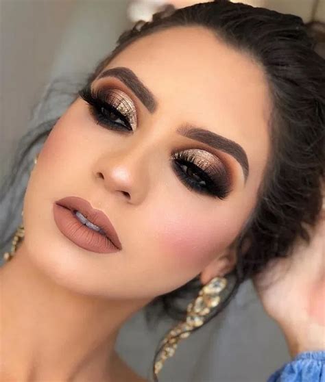 Beautiful Neutral Makeup Ideas For The Prom Party Con Im Genes