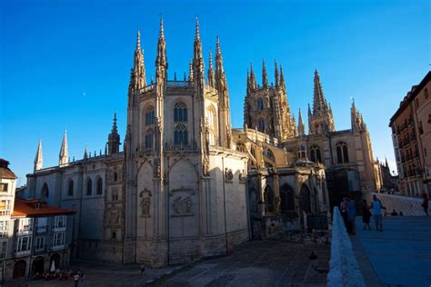 Te ofrecemos precios baratos para la compra de un piso o casa. Catedral de Burgos | Ver mas fotos de Burgos aqui ...