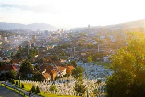 Sarajevos kohtuvad ida ja lääs - Eesti Ekspress