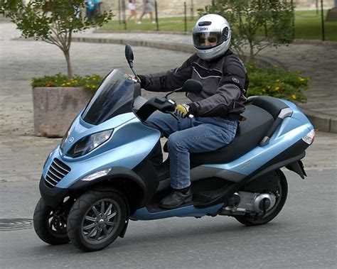 Welcome to 2 wheels motorcycle training sunderland, we are based in hendon, sunderland in for students who are wishing to pass their motorcycle tests we use the dvsa test centre in gateshead. Women Riders Now - Motorcycling News & Reviews