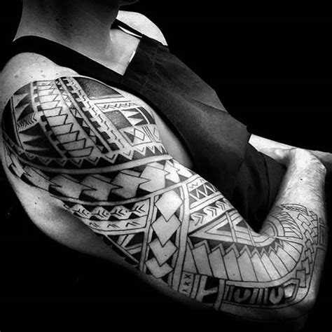 Bacaklarına yaptırdıkları dövmelerle oldukça çekici hale gelen kadınlar ve güzel. Maori Tribal Dövme Modelleri Erkek | Dövme Modelleri