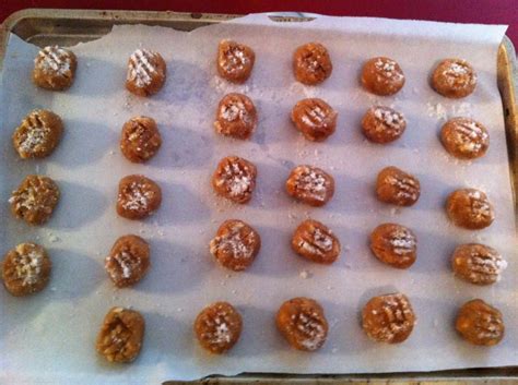 Transfer the cookies to wire racks to cool. Paula Dean Christmas Cookie Re Ipe - Mommy S Kitchen ...