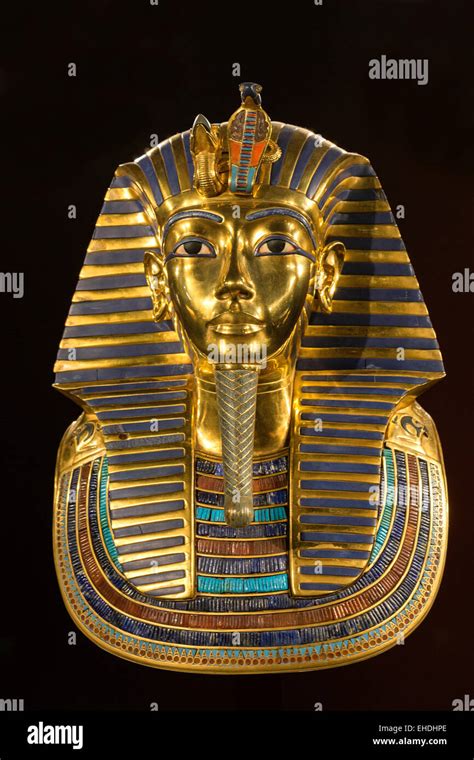 The First Hi Res Photo Of Tutankhamun S Restored Gold